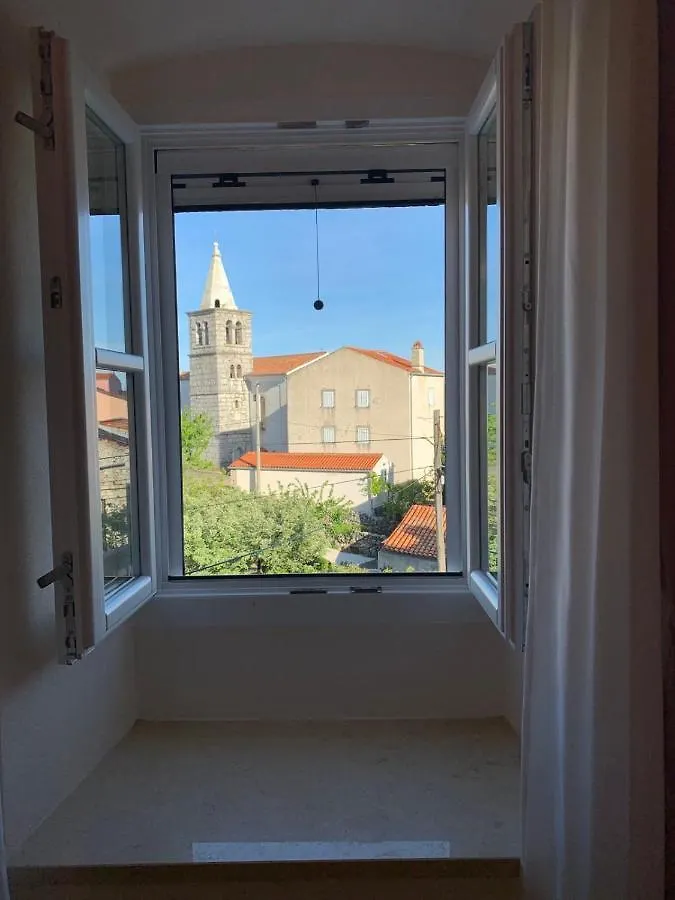 Holiday Home Ana Cres Apartment