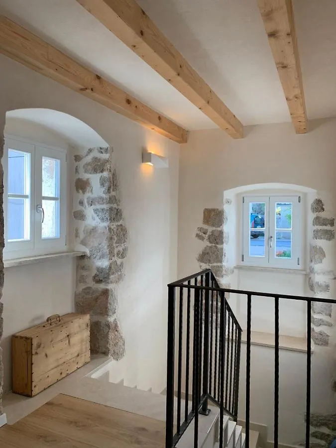 Apartment Holiday Home Ana Cres